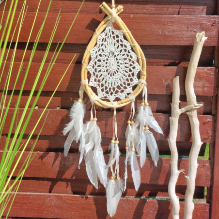 White-beige rattan dream catcher Licora in drop shape